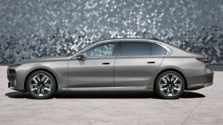 BMW i7 mit 21